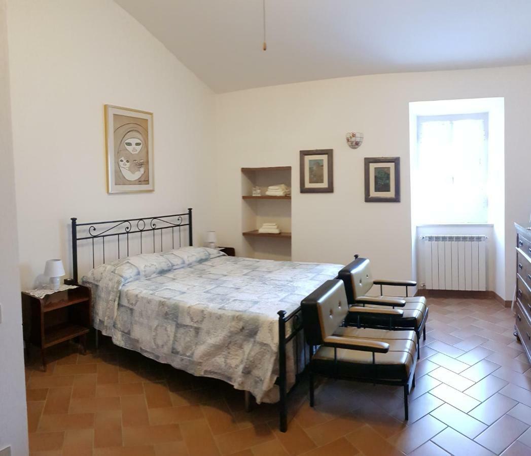 Case In Campagna Con Piscina A Todi Exterior foto
